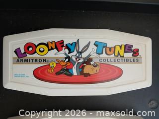 MaxSold Auction: Armitron Looney Tunes Collector Pocket Watch - Sun City (Arizona, USA) SELLER MANAGED Reseller Online Auction - West Forrester Drive