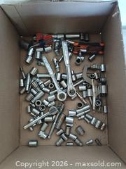 MaxSold Auction: Assorted Sockets with Ratches   Lot B - Sun City (Arizona, USA) SELLER MANAGED Reseller Online Auction - West Forrester Drive