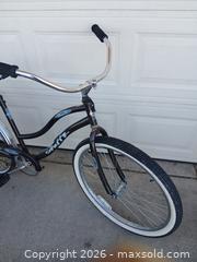 MaxSold Auction: Huffy Santa Fe II – 26" Women’s Beach Cruiser - Sun City (Arizona, USA) SELLER MANAGED Reseller Online Auction - West Forrester Drive