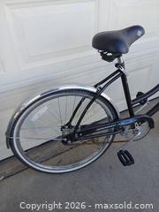 MaxSold Auction: Huffy Santa Fe II – 26" Women’s Beach Cruiser - Sun City (Arizona, USA) SELLER MANAGED Reseller Online Auction - West Forrester Drive