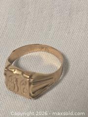 MaxSold Auction: 18k Gold Ring  - Metro Vancouver A (British Columbia, Canada) PARTNER MANAGED Estate Sale Online Auction - Allison Road