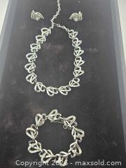 MaxSold Auction: Platinum jewelry 84 grams  - Metro Vancouver A (British Columbia, Canada) PARTNER MANAGED Estate Sale Online Auction - Allison Road