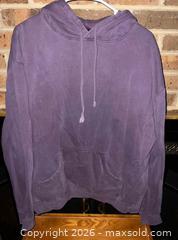 MaxSold Auction: ADULT PURPLE LARGE HOODIE SWEATSHIRT  - Warwick Township (Pennsylvania, USA) SELLER MANAGED Estate Sale Online Auction - Crocker Lane