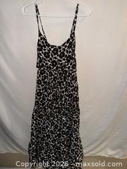 MaxSold Auction: KATE SPADE LADIES SMALL BLACK & WHITE SPAGHETTI STRAP CUTE MAXI DRESS  - Warwick Township (Pennsylvania, USA) SELLER MANAGED Estate Sale Online Auction - Crocker Lane