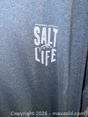 MaxSold Auction: SALT LIFE MEN’S XL HOODIE T-SHIRT - Warwick Township (Pennsylvania, USA) SELLER MANAGED Estate Sale Online Auction - Crocker Lane