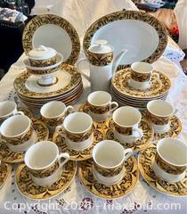 MaxSold Auction: Dinner Set Lynns 42 pieces Made in China, Black, Gold, White. - Toronto (Ontario, Canada) SELLER MANAGED Downsizing Online Auction - Weston Road (CONDO)