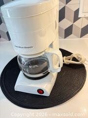 MaxSold Auction: Hamilton Beach 4-5 Cup White Drip Coffee Maker - Toronto (Ontario, Canada) SELLER MANAGED Downsizing Online Auction - Poplar Plains Road