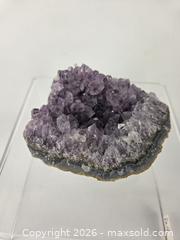 MaxSold Auction: Amethyst (#1) - Hamilton (Ontario, Canada) SELLER MANAGED Downsizing Online Auction - Bishopsgate Avenue