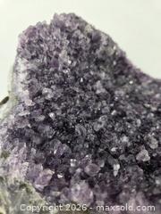 MaxSold Auction: Amethyst (#2) - Hamilton (Ontario, Canada) SELLER MANAGED Downsizing Online Auction - Bishopsgate Avenue