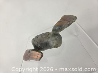 MaxSold Auction: Purple Labradorite (Rare) - Hamilton (Ontario, Canada) SELLER MANAGED Downsizing Online Auction - Bishopsgate Avenue