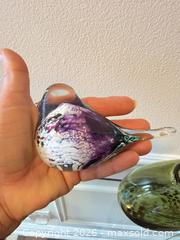 MaxSold Auction: Art Glass Birds + Kosta Boda Vase Lot - Toronto (Ontario, Canada) PARTNER MANAGED Estate Sale Online Auction - La Rose Avenue