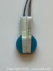 MaxSold Auction: Contemporary Split Design Magnetic Pendant Necklace - Toronto (Ontario, Canada) PARTNER MANAGED Estate Sale Online Auction - La Rose Avenue