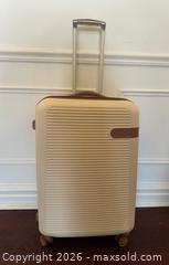 MaxSold Auction: IT Hard Shell Luggage Cream + Tan Suitcase - Toronto (Ontario, Canada) PARTNER MANAGED Estate Sale Online Auction - La Rose Avenue