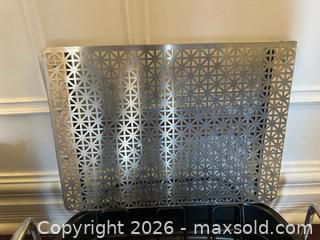 MaxSold Auction: Kitchen Roasting Pans, Food Warmer + More - Toronto (Ontario, Canada) PARTNER MANAGED Estate Sale Online Auction - La Rose Avenue