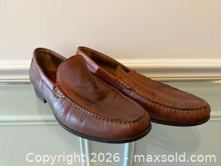 MaxSold Auction: Men's Johnston & Murphy Sheepskin Loafers Shoes 10.5  - Toronto (Ontario, Canada) PARTNER MANAGED Estate Sale Online Auction - La Rose Avenue