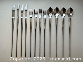MaxSold Auction: Pordamsa Stainless Steel Chopsticks Cutlery Set with Forks, Cutting Utensils, and Spoons - Toronto (Ontario, Canada) PARTNER MANAGED Estate Sale Online Auction - La Rose Avenue