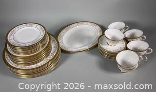 MaxSold Auction: ROYAL DOULTON ‘Belmont’ Bone China Dishes - Toronto (Ontario, Canada) SELLER MANAGED Reseller Online Auction - Chesswood Drive