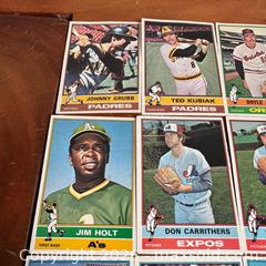 MaxSold Auction: 1976 Topps Baseball Cards | 24 Cards | Lot #2 - Toronto (Ontario, Canada) SELLER MANAGED Reseller Online Auction -  Crouse Road (STORAGE)