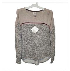 MaxSold Auction: 7 Knox Rose Women’s Tops – Brand New Waffle Knit Leopard Size Large  - Tillsonburg (Ontario, Canada) SELLER MANAGED Reseller Online Auction -  Wilson Avenue