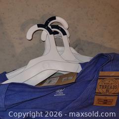 MaxSold Auction: 8 Duke Blue Devils V-Neck T-Shirts Large – NWT Rivalry Threads - Tillsonburg (Ontario, Canada) SELLER MANAGED Reseller Online Auction -  Wilson Avenue