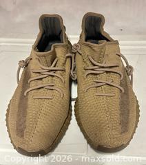 MaxSold Auction: Adidas Boost 779001 Size 10.5 - Los Angeles (California, USA) SELLER MANAGED Estate Sale Online Auction -  Troost Avenue (STORAGE)