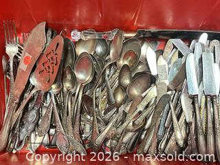 MaxSold Auction: Lot of 210 Antique and Vintage Assorted Silver and Silver Plate Silverware - Los Angeles (California, USA) SELLER MANAGED Estate Sale Online Auction -  Troost Avenue (STORAGE)
