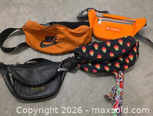 MaxSold Auction: Lot of 4 Fanny Packs  - Los Angeles (California, USA) SELLER MANAGED Estate Sale Online Auction -  Troost Avenue (STORAGE)