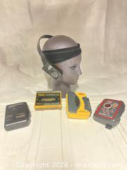 MaxSold Auction: Lot of 5 4 Vintage Walkman Portable cassette players and 1 Vintage am/fm Headset - Los Angeles (California, USA) SELLER MANAGED Estate Sale Online Auction -  Troost Avenue (STORAGE)