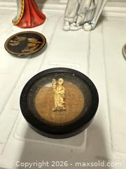 MaxSold Auction: Lot of 7 Vintage Japanese / Asian Items 20–100 years - Los Angeles (California, USA) SELLER MANAGED Estate Sale Online Auction -  Troost Avenue (STORAGE)