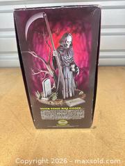 MaxSold Auction: Moebius Models Plastic Model Kit - Los Angeles (California, USA) SELLER MANAGED Estate Sale Online Auction -  Troost Avenue (STORAGE)