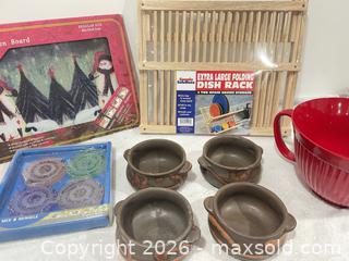MaxSold Auction: Kitchen item lot  - Hamilton (Ontario, Canada) SELLER MANAGED Estate Sale Online Auction -  Chegwin Street