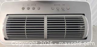 MaxSold Auction: Midea Portable Air Conditioner 12,000 BTU (14,000 ASHRAE) with Exhaust Kit - Toronto (Ontario, Canada) SELLER MANAGED Downsizing Online Auction - Bridgeland (STORAGE)