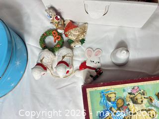 MaxSold Auction: Mixed Christmas Holiday Lot: Ornaments, Figurines, Candles, Albums - Sunnyvale (California, USA) SELLER MANAGED Reseller Online Auction - Reseda Drive