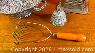 MaxSold Auction: Antique Enamelware and Kitchen Goodies - Hamilton (Ontario, Canada) SELLER MANAGED Estate Sale Online Auction - Gertrude Street