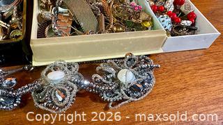 MaxSold Auction: Estate Jewelry - Hamilton (Ontario, Canada) SELLER MANAGED Estate Sale Online Auction - Gertrude Street