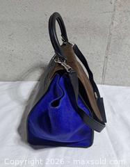 MaxSold Auction: Celine Medium Trapeze Bag - Markham (Ontario, Canada) SELLER MANAGED Downsizing Online Auction - Major Mackenzie Drive East