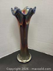MaxSold Auction: Fenton Carnival Glass Vases - Surrey (British Columbia, Canada) PARTNER MANAGED Downsizing Online Auction - 16 Avenue
