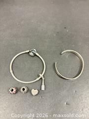 MaxSold Auction: Pandora Charms and Bracelet - Surrey (British Columbia, Canada) PARTNER MANAGED Downsizing Online Auction - 16 Avenue