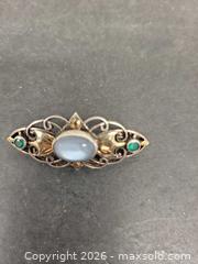 MaxSold Auction: Silver Thimble and Brooch - Surrey (British Columbia, Canada) PARTNER MANAGED Downsizing Online Auction - 16 Avenue