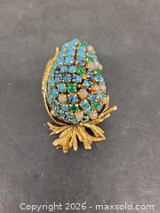MaxSold Auction: Vintage Pineapple Brooch - Surrey (British Columbia, Canada) PARTNER MANAGED Downsizing Online Auction - 16 Avenue