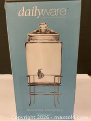 MaxSold Auction: Beverage Dispenser - Toronto (Ontario, Canada) SELLER MANAGED Charity/Fundraising Online Auction - High Park Gardens