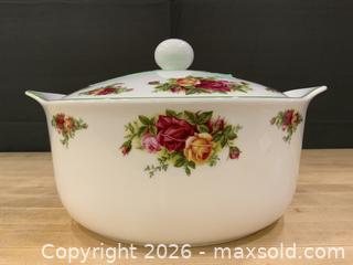 MaxSold Auction: Royal Albert Casserole - Toronto (Ontario, Canada) SELLER MANAGED Charity/Fundraising Online Auction - High Park Gardens