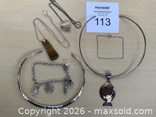 MaxSold Auction: Silver Jewelry - Toronto (Ontario, Canada) SELLER MANAGED Charity/Fundraising Online Auction - High Park Gardens