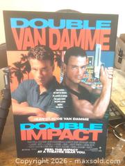 MaxSold Auction: 1991 D.C Batman DarkKnight Comic Book  - Stonecrest (Georgia, USA) SELLER MANAGED Reseller Online Auction - Snapfinger Road