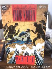 MaxSold Auction: 1991 D.C Batman DarkKnight Comic Book  - Stonecrest (Georgia, USA) SELLER MANAGED Reseller Online Auction - Snapfinger Road