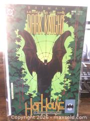 MaxSold Auction: 1993 D.C Batman DarkKnight Comic Book  - Stonecrest (Georgia, USA) SELLER MANAGED Reseller Online Auction - Snapfinger Road
