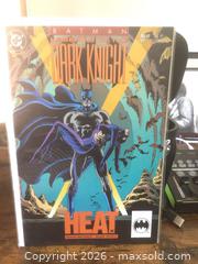 MaxSold Auction: 1993 D.C Batman DarkKnight Comic Book  - Stonecrest (Georgia, USA) SELLER MANAGED Reseller Online Auction - Snapfinger Road