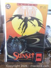 MaxSold Auction: 1993 D.C Batman DarkKnight Comic Book  - Stonecrest (Georgia, USA) SELLER MANAGED Reseller Online Auction - Snapfinger Road