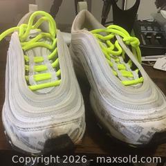 MaxSold Auction: Air Max 97 GS reflective logos - Stonecrest (Georgia, USA) SELLER MANAGED Reseller Online Auction - Snapfinger Road