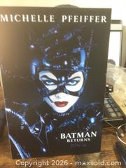 MaxSold Auction: D .C 1992 Batman DarkKnight Comic Book  - Stonecrest (Georgia, USA) SELLER MANAGED Reseller Online Auction - Snapfinger Road